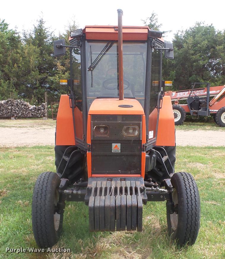 image for item DE7145 1991 AGCO Allis 6670 tractor