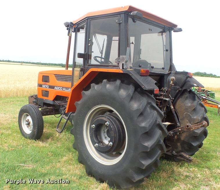 image for item DE7145 1991 AGCO Allis 6670 tractor