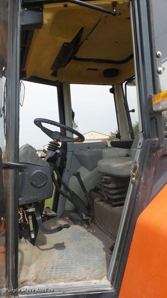 image for item DE7145 1991 AGCO Allis 6670 tractor