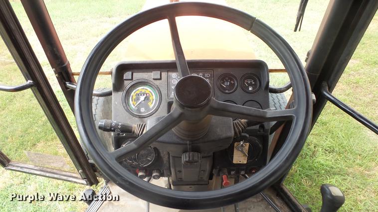image for item DE7145 1991 AGCO Allis 6670 tractor