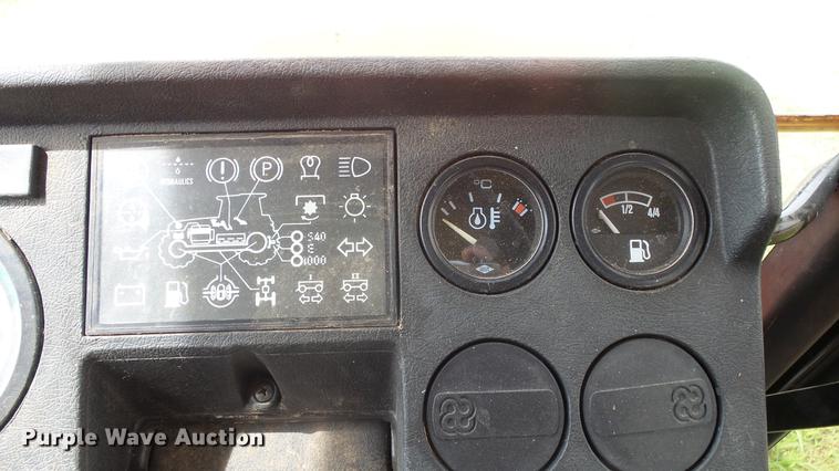 image for item DE7145 1991 AGCO Allis 6670 tractor