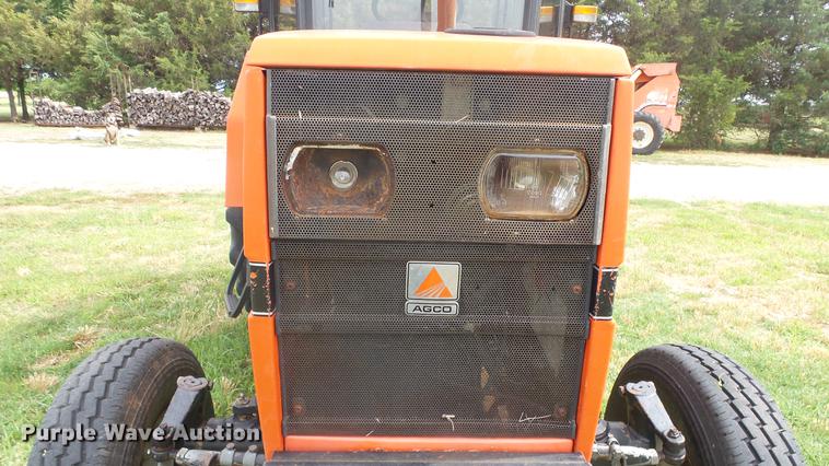 image for item DE7145 1991 AGCO Allis 6670 tractor