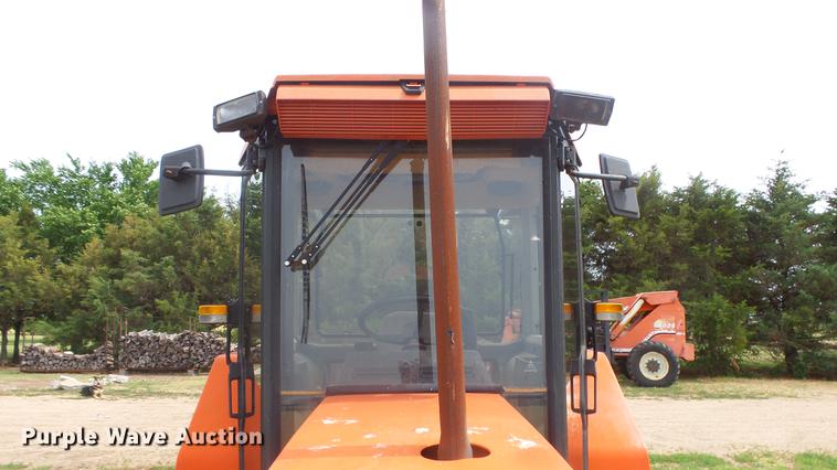 image for item DE7145 1991 AGCO Allis 6670 tractor