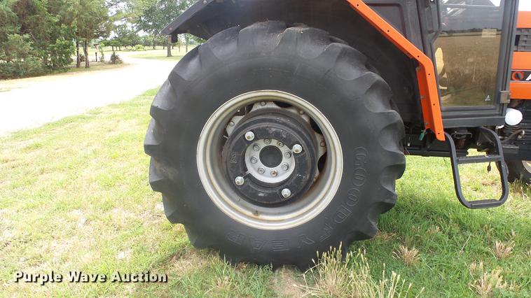 image for item DE7145 1991 AGCO Allis 6670 tractor