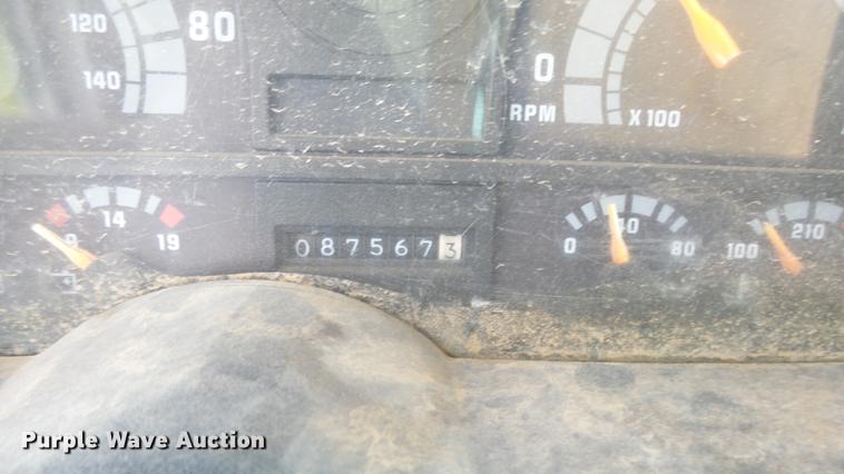 image for item DE7146 1991 GMC TopKick dump flatbed truck