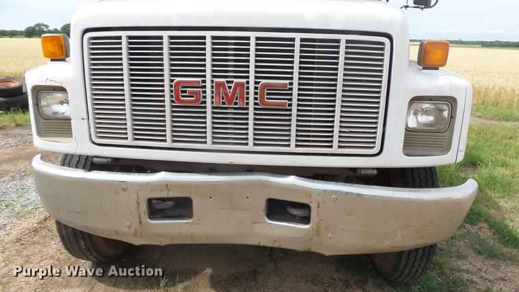 image for item DE7146 1991 GMC TopKick dump flatbed truck