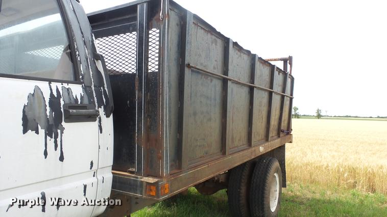 image for item DE7146 1991 GMC TopKick dump flatbed truck