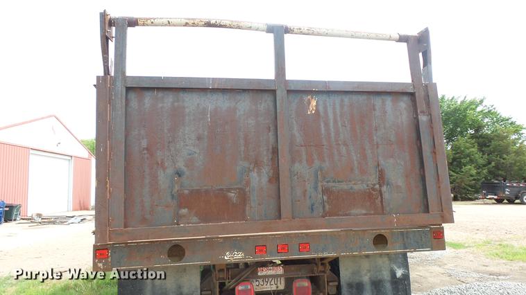image for item DE7146 1991 GMC TopKick dump flatbed truck
