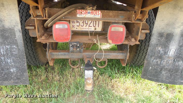 image for item DE7146 1991 GMC TopKick dump flatbed truck