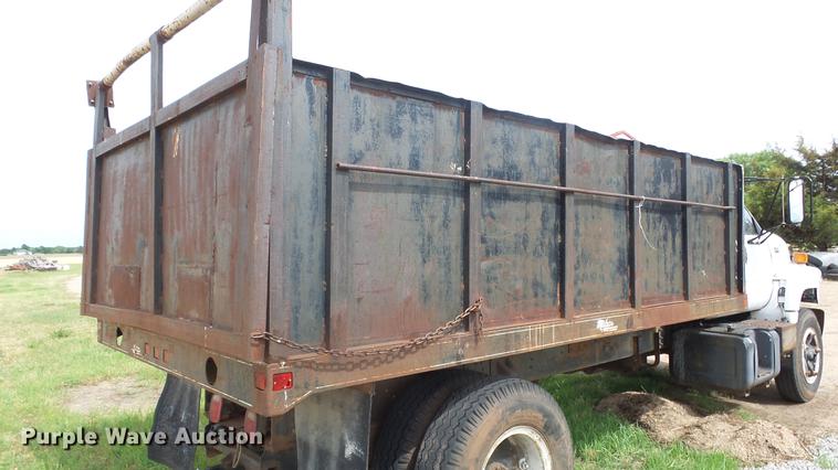 image for item DE7146 1991 GMC TopKick dump flatbed truck
