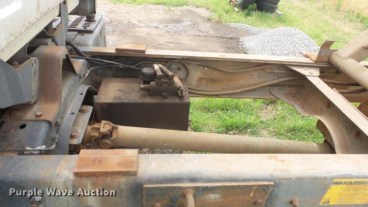 image for item DE7146 1991 GMC TopKick dump flatbed truck