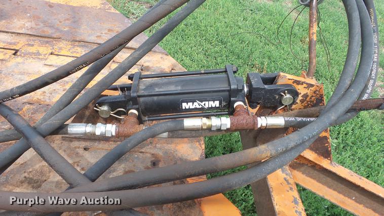 image for item DE7147 Caldwell T15 batwing rotary mower