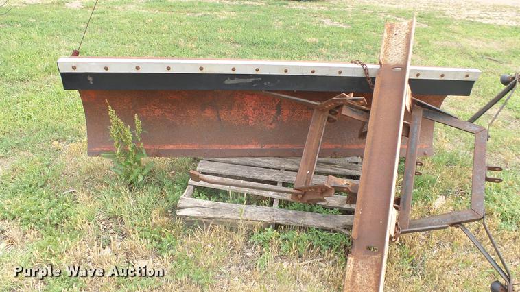 image for item DE7149 Western snow plow