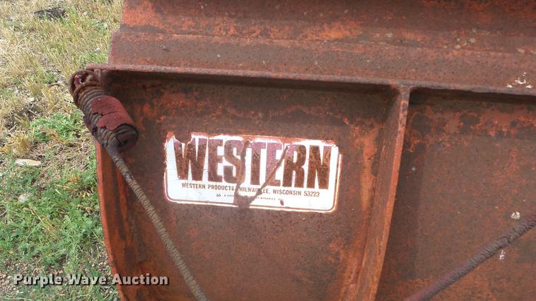 image for item DE7149 Western snow plow