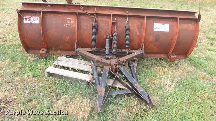 image for item DE7149 Western snow plow
