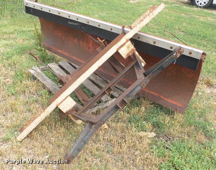 image for item DE7149 Western snow plow
