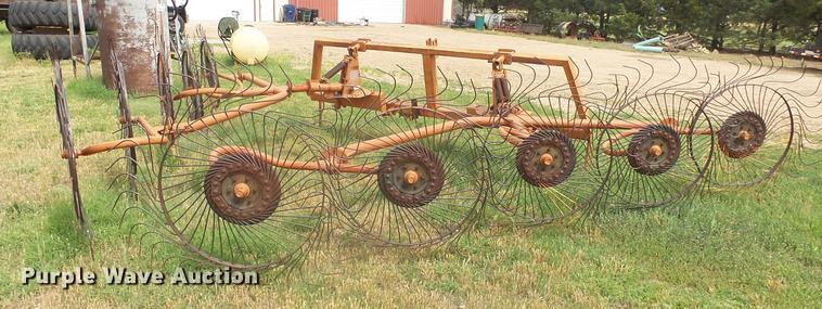 image for item DE7150 Befco hay rake