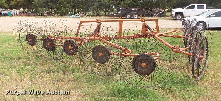 image for item DE7150 Befco hay rake