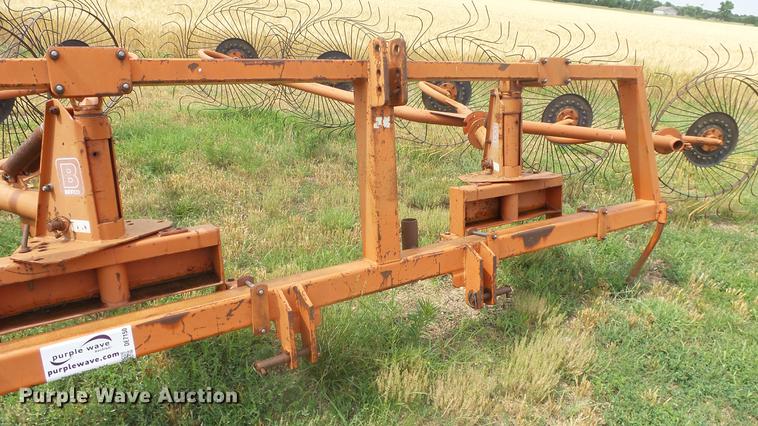 image for item DE7150 Befco hay rake