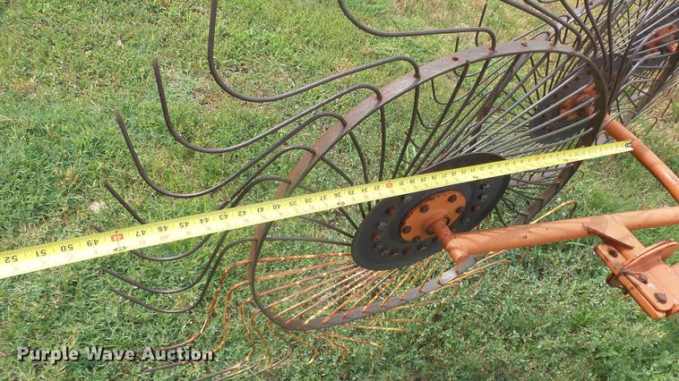 image for item DE7150 Befco hay rake