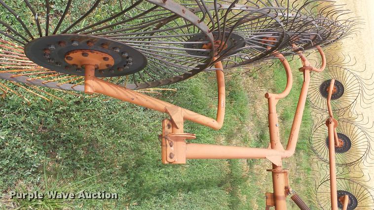 image for item DE7150 Befco hay rake