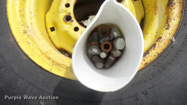 image for item DE7151 Ag equipment