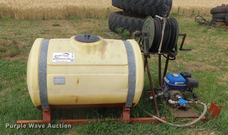 image for item DE7152 Blue Max pressure sprayer