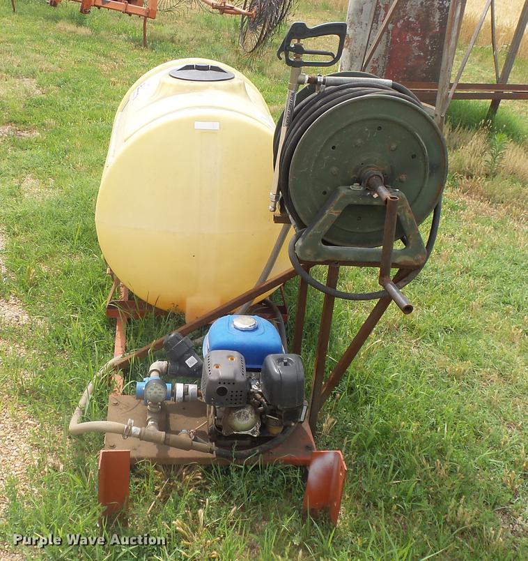 image for item DE7152 Blue Max pressure sprayer