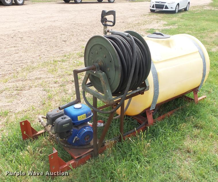 image for item DE7152 Blue Max pressure sprayer