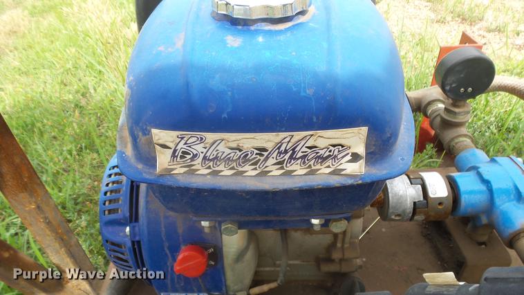 image for item DE7152 Blue Max pressure sprayer