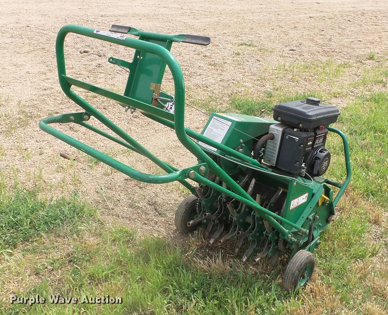 image for item DE7153 Ryan Lawnaire IV aerator