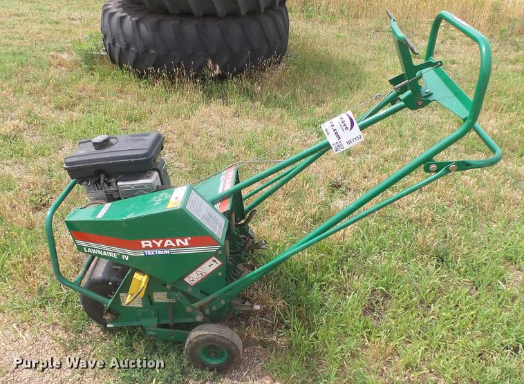 image for item DE7153 Ryan Lawnaire IV aerator