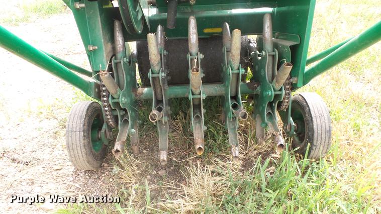 image for item DE7153 Ryan Lawnaire IV aerator