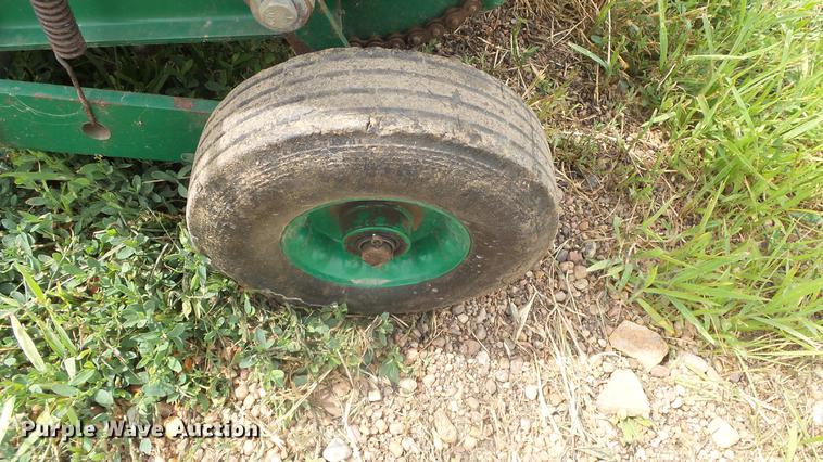 image for item DE7153 Ryan Lawnaire IV aerator