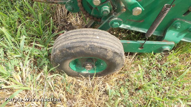 image for item DE7153 Ryan Lawnaire IV aerator