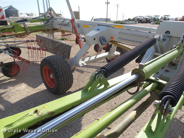 image for item EI9608 2015 Claas Liner 3600 hay rake