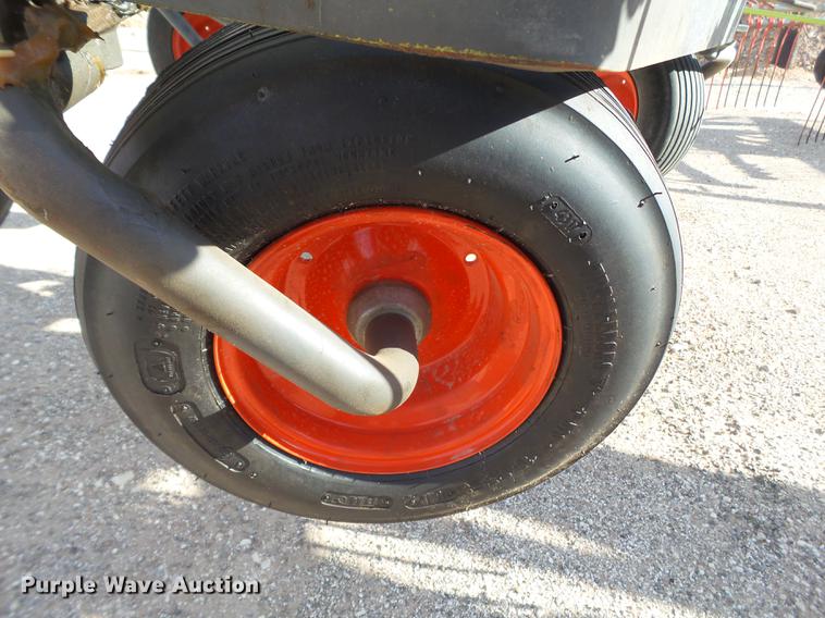 image for item EI9608 2015 Claas Liner 3600 hay rake