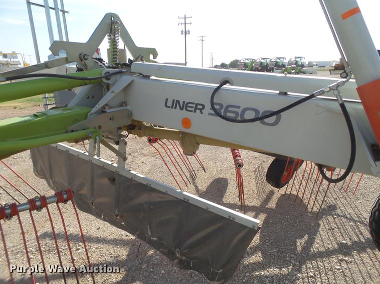 image for item EI9608 2015 Claas Liner 3600 hay rake