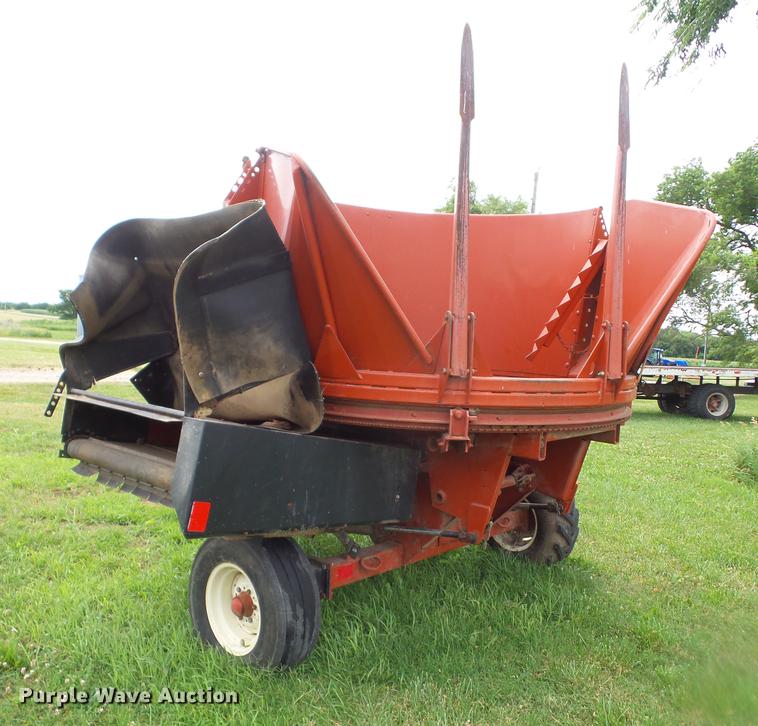 image for item EI9838 Hesston BP25 bale processor