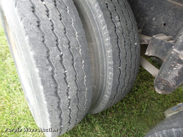 image for item EI9839 1974 Ford 9000 grain truck