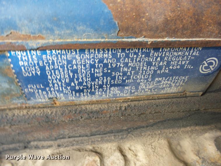 image for item EI9839 1974 Ford 9000 grain truck