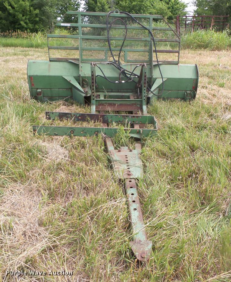 image for item EI9840 John Deere 534 dozer blade