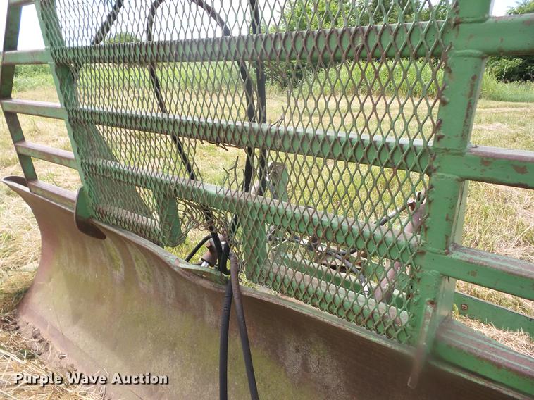 image for item EI9840 John Deere 534 dozer blade