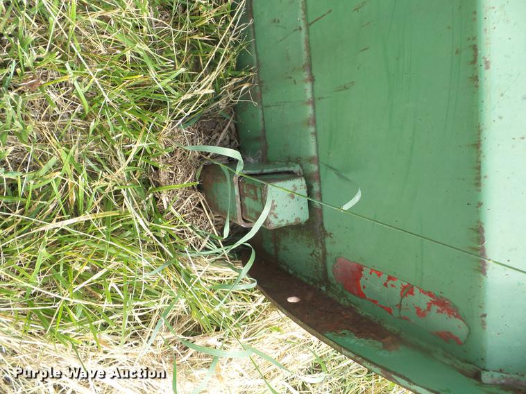 image for item EI9840 John Deere 534 dozer blade