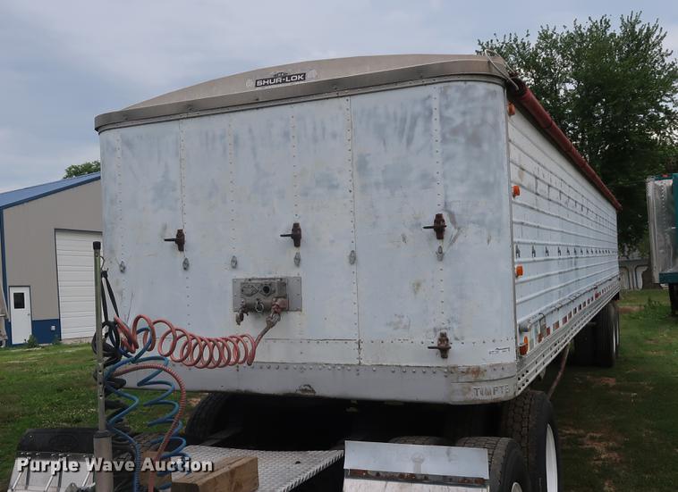 image for item EP9417 1974 Timpte double hopper bottom grain trailer