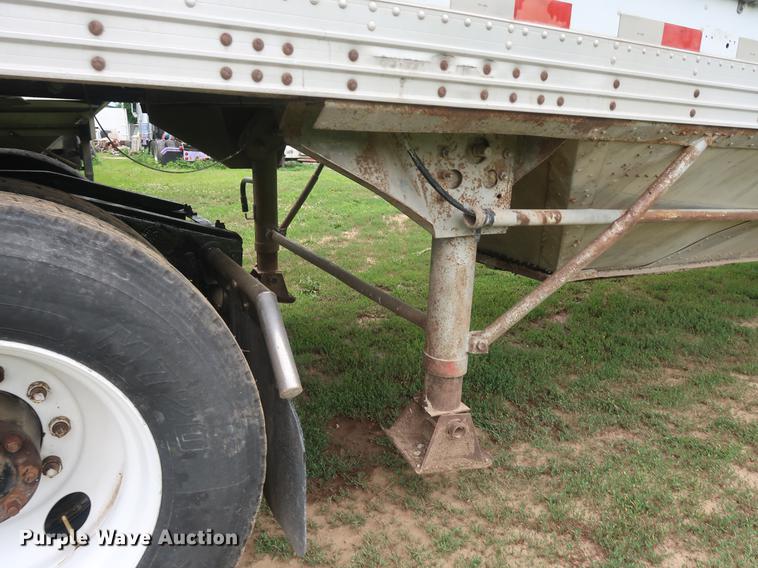 image for item EP9417 1974 Timpte double hopper bottom grain trailer