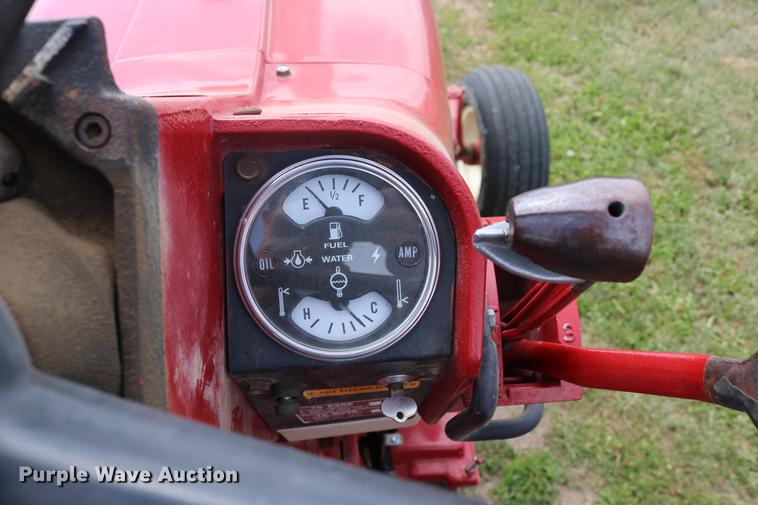 image for item EP9500 Farmall 706 tractor