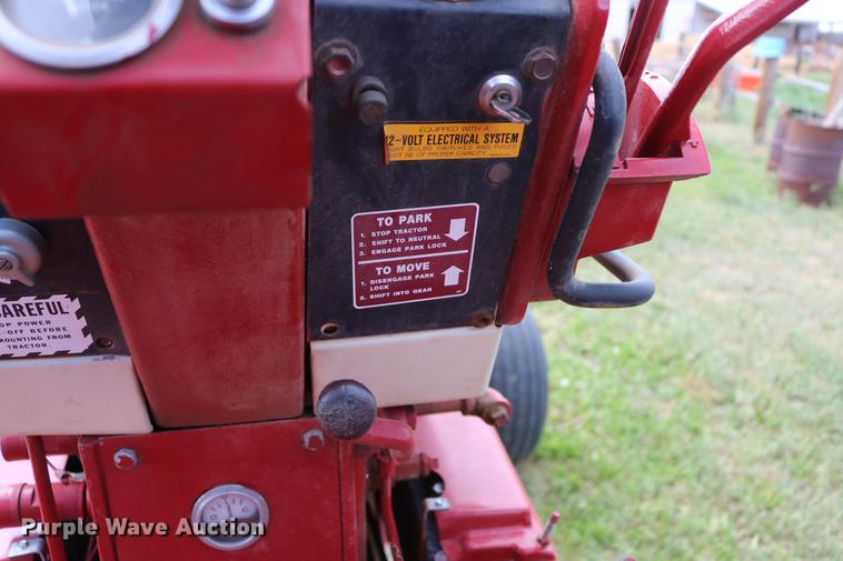 image for item EP9500 Farmall 706 tractor