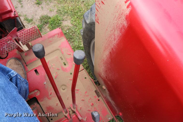 image for item EP9500 Farmall 706 tractor