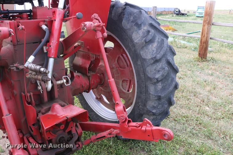 image for item EP9500 Farmall 706 tractor